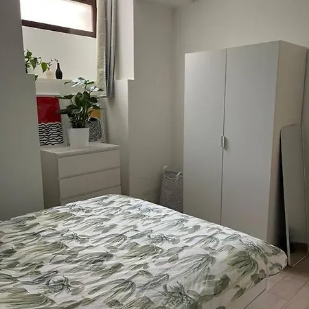 Elegant 2 Bedroom In * מילאנו